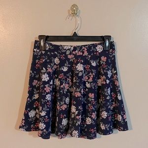 SO floral skater skirt- size L